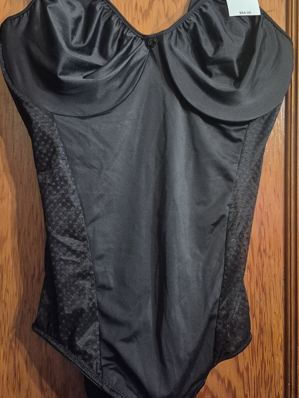 Bali Black Full Coverage Shaping bodysuit built in minimizer NWT